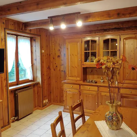 La Casa Nella Prateria * Issime